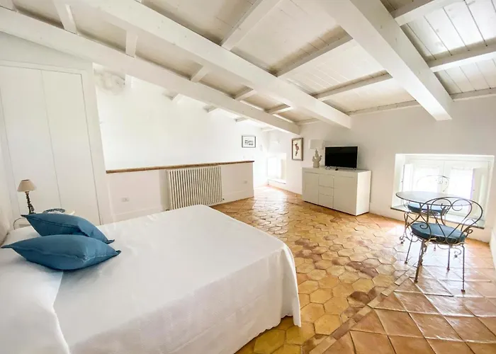 Residenza Ucci Ali